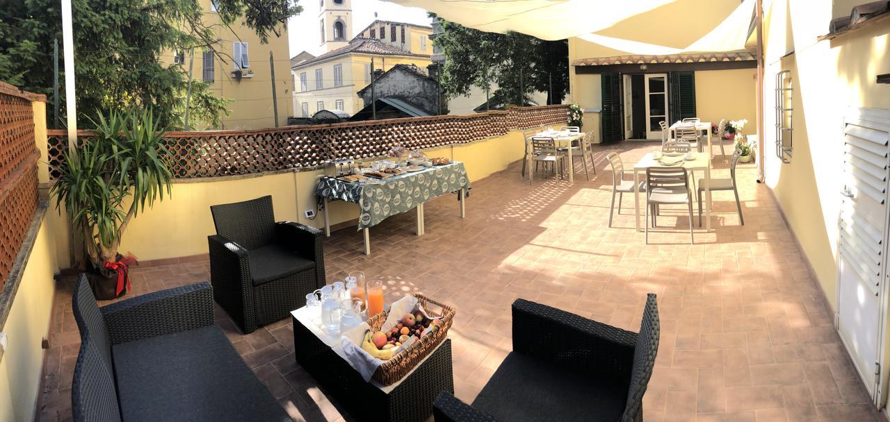 Bed and Breakfast La Terrazza Di Via Elisa Лукка Экстерьер фото